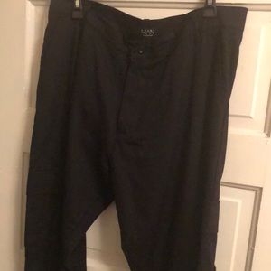 boohooman black straight leg cargos
